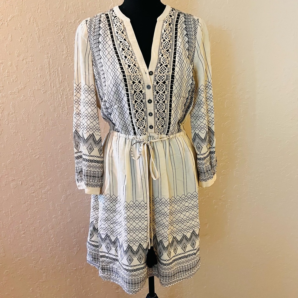 Anthropology Floreat Perrie lace dress in‎ Cream and Black tribal print